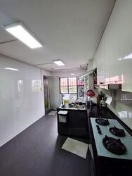 Blk 241 Jurong East Street 24 (Jurong East), HDB 3 Rooms #594667451